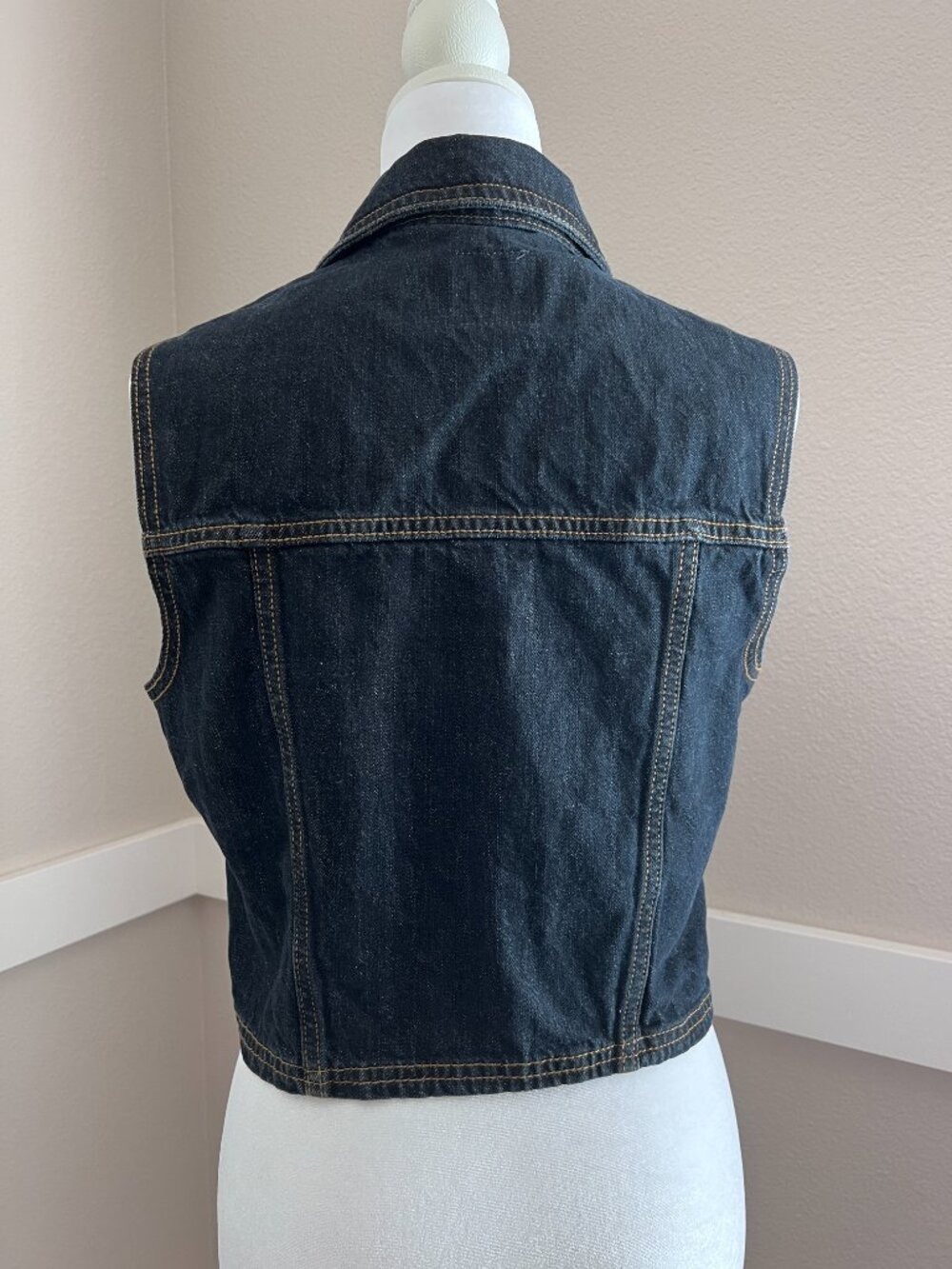 Wild Fable Dark Wash Cropped Denim Trucker Vest - Size Med - Picture 3 of 7